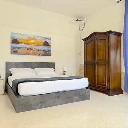 Amleto Baia Apartment